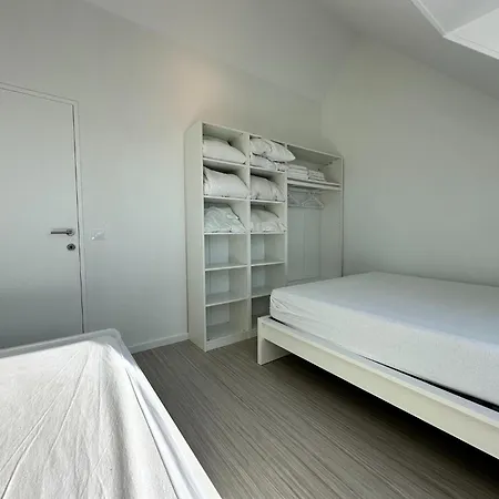 In Near Sandy Beaches, Cleaning Included Vakantiehuis *