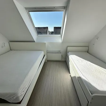 Holiday home In Near Sandy Beaches, Cleaning Included Koksijde
